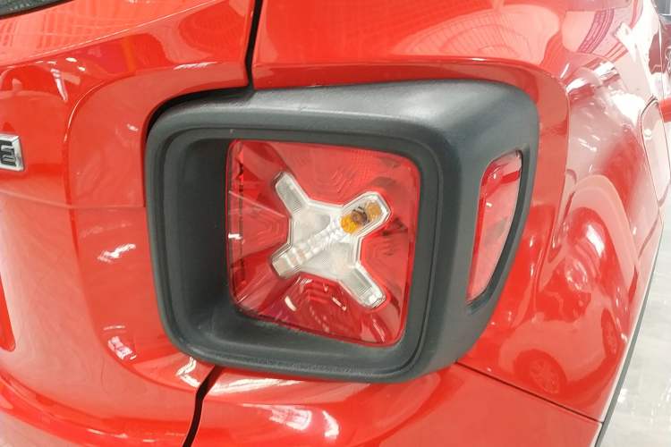 Used Jeep Renegade 2019 220T Automatic Leading Edition Right Rear Taillight