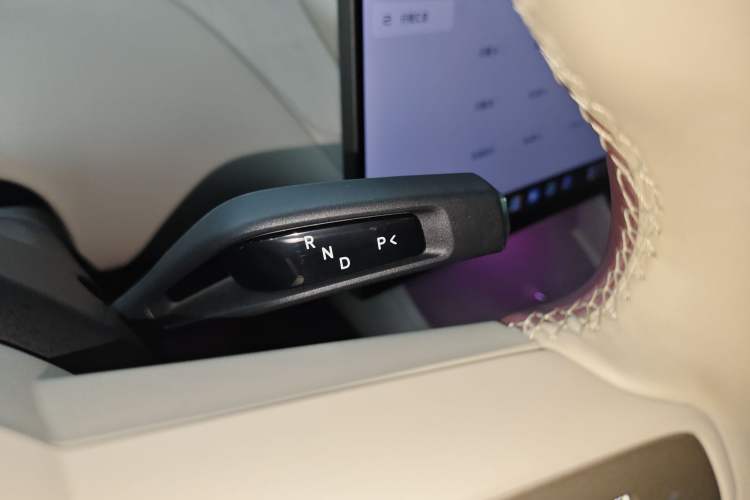 Used Xiaomi Auto YU7 2025 Ultra-Long Range High-Performance All-Wheel-Drive Max Edition