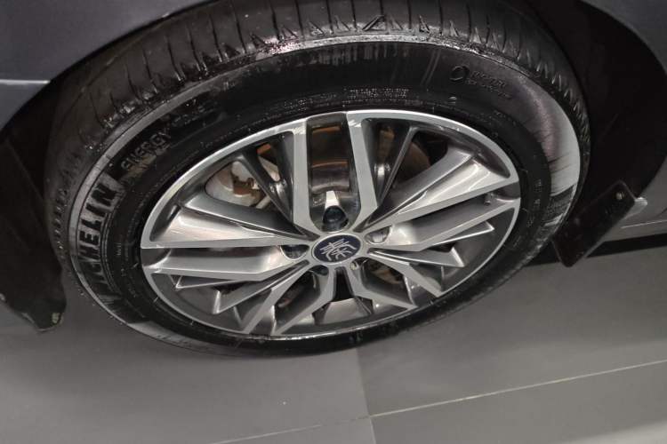 Used BYD Qin PLUS 2021 DM-i 55KM Flagship Model Exterior 4