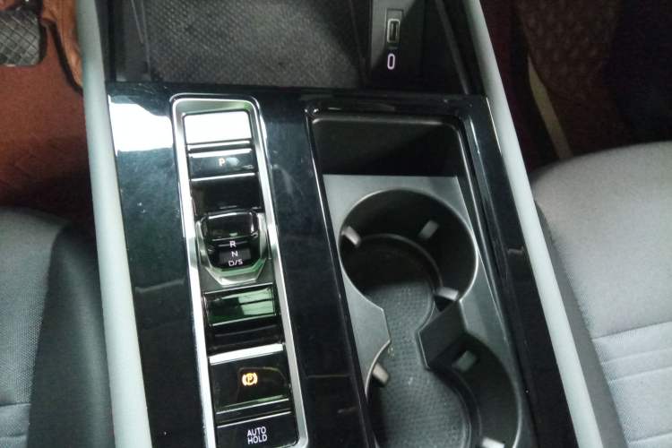 Used Volkswagen Teramont X 2022 330TSI Two-Wheel-Drive Luxury Edition
