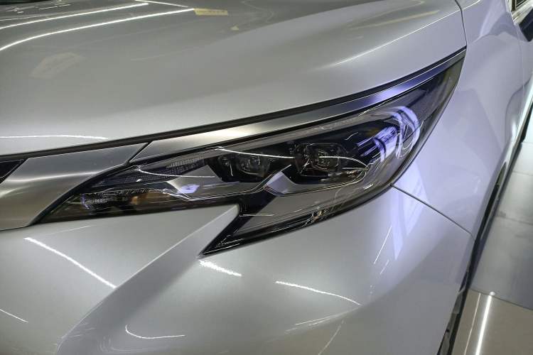 Used Toyota Sienna 2021 2.5L Hybrid Platinum Edition