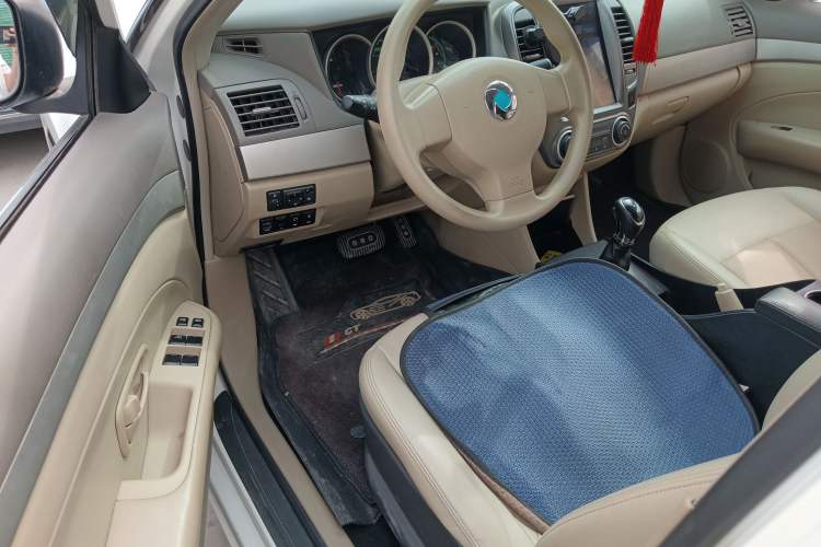 Used Dongfeng Junfeng E11K 2019 Standard Model Driver Seat