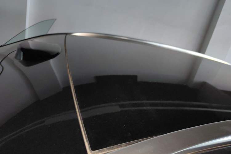 Used Zeekr 7X 2025 100 kWh Long-Range Rear-Wheel Drive with Intelligent Driving Features
