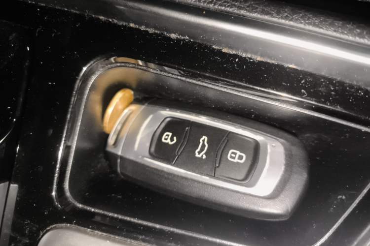 Used Geely Auto Emgrand GT 2016 1.8T Zunya Model