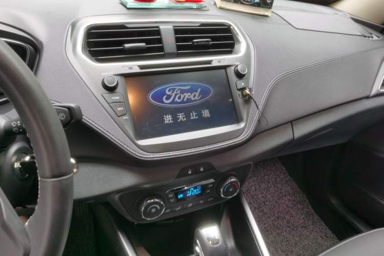 Used Ford Escort 2017 Happiness Edition 1.5L Automatic Fashion Version