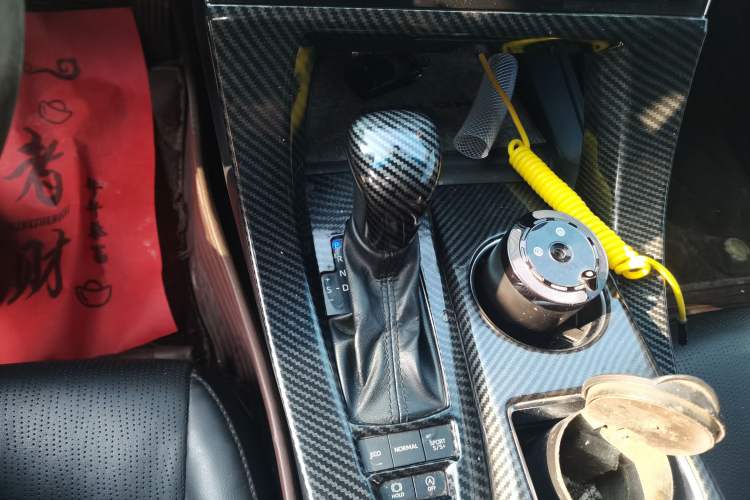 Used Toyota Avalon 2019 2.5L Touring Premium Version China VI Standard
