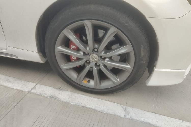 Used Toyota Reiz 2012 2.5V Fengdu Elite Stylish Edition Right Front Wheel Hub