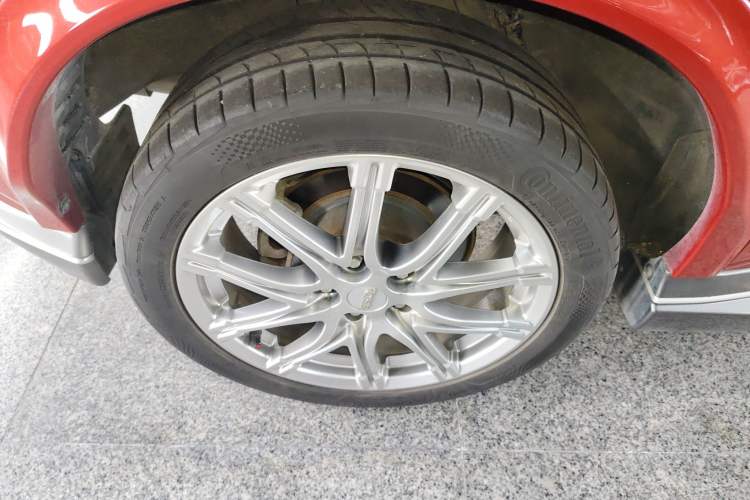 Used Infiniti ESQ 2014 1.6L Spontaneous Edition
