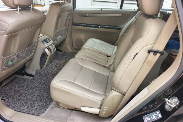 Used Mercedes-Benz R-Class 2011 R 300 L Business Model