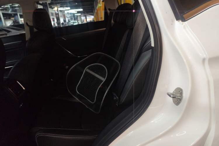 Used Geely Auto Emgrand X7 Sport 2020 1.8TD DCT Smart Connect PRO Left Rear Seat