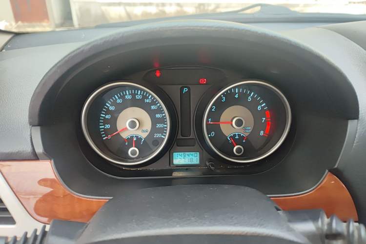 Used Buick Excelle 2011 1.6 LE-AT Instrument Cluster