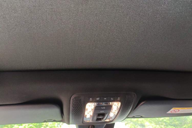 Used Mercedes-Benz A-Class 2021 A 200 L Sport Sedan Fashion Model
