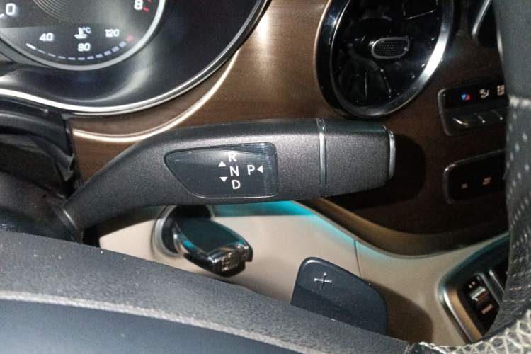 Used Mercedes-Benz V-Class 2020 V 260 Prestige Edition
