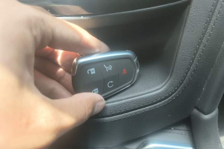 Used Cadillac XT5 2021 28T Tech Edition