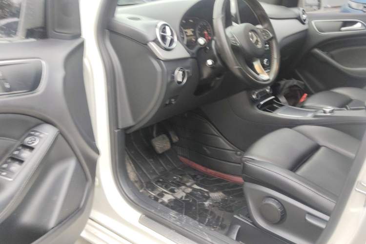 Used Mercedes-Benz B-Class 2018 B 200 Sport Edition
