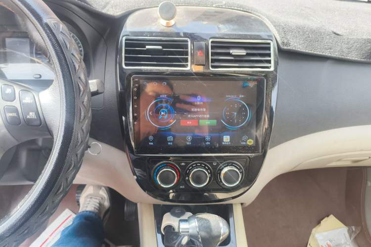 Used FORTHING Joyear XV 2015 1.6L CVT Luxury Model Audio And AC Panel