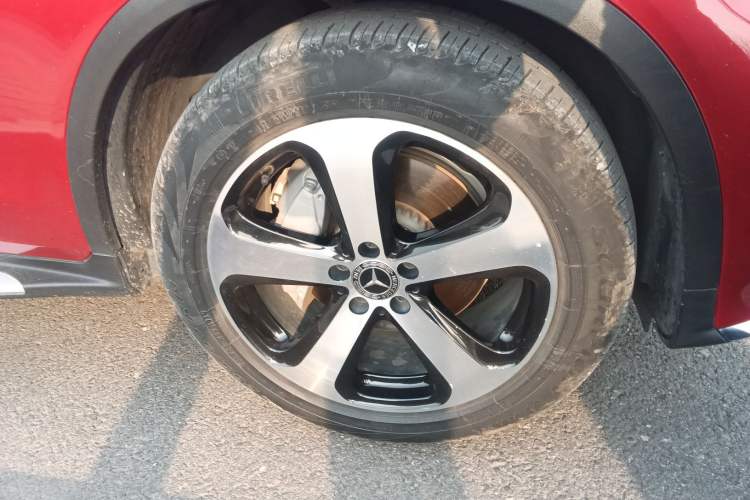 Used Mercedes-Benz GLC 2019 GLC 260 L 4MATIC Dynamic Model
