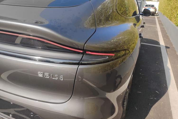 Used IM LS6 2023 Max Extended-Range Version