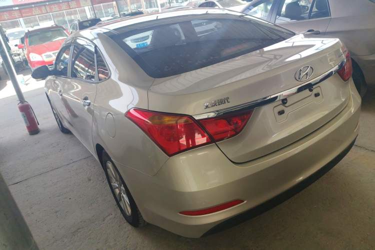 Used Hyundai Mistra 2014 1.8L Automatic Smart GLS Rear Left 45 Deg