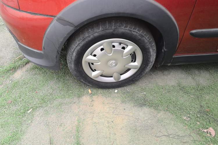 Used Baojun Lechi 2012 Revised Version 1.2L Manual Sports Edition Superior Type