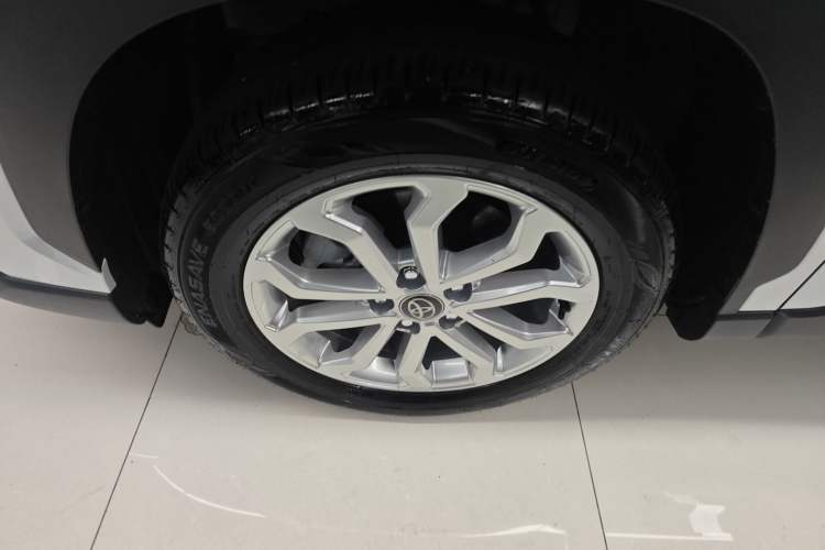 Used Toyota FRONTLANDER 2024 2.0L CVT Elite Plus Edition
