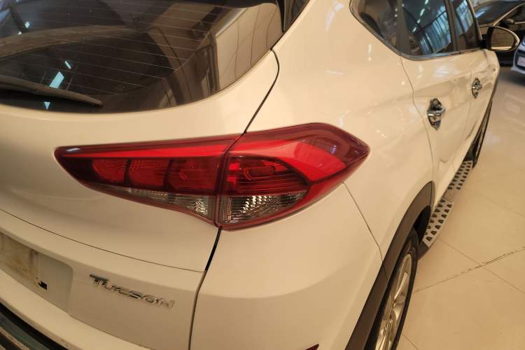 Used Hyundai Tucson 2015 1.6T Dual-Clutch Two-Wheel-Drive Smart Model
