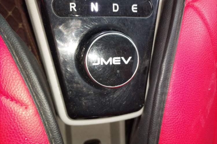 Used JMEV Xiao Qilin 2024 201km Comfort Version Gear Lever