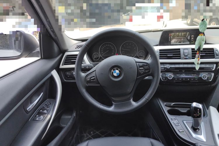 Used BMW 3 Series 2016 320Li Fashion Model Steering Wheel
