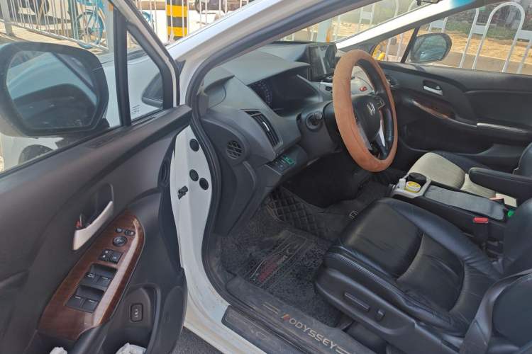 Used Honda Odyssey 2014 2.4L Luxury Edition
