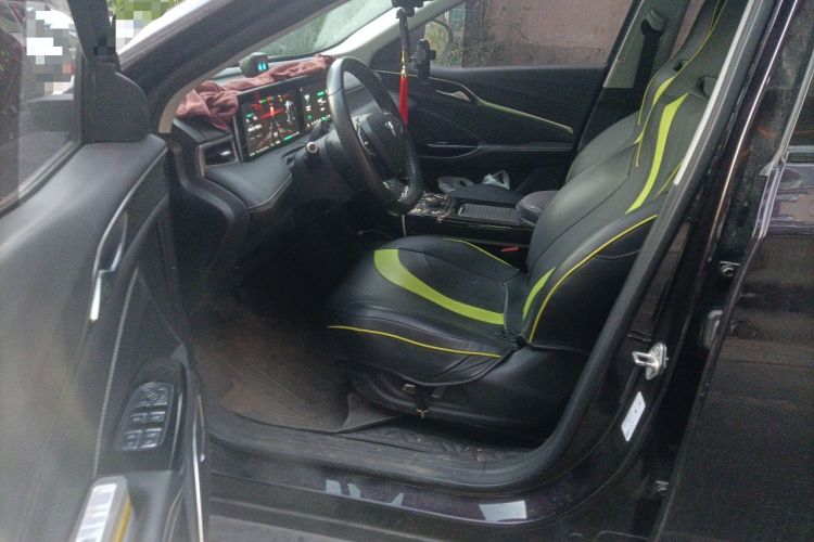 Used NETA U 2021 Pro 610 Industry Custom Edition Driver Seat