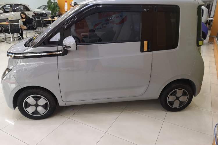 Used Wuling Air ev 2023 - Four Seats - Advanced Edition
