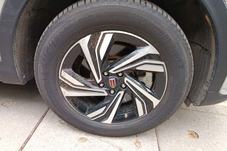 Used Hongqi HS5 2022 Revised Version 2.0T Smart Connect Flagship Edition