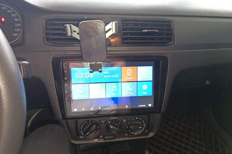 Used Volkswagen Santana 2019 1.5L Automatic Fashion Edition China VI Audio And AC Panel