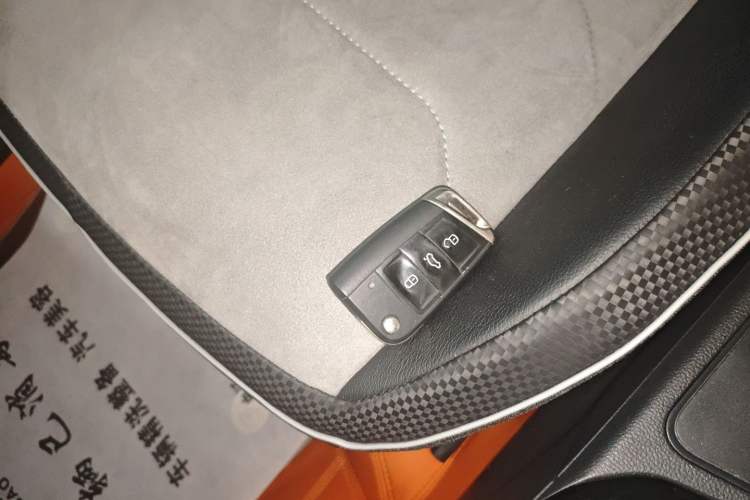 Used Volkswagen Tayron X 2020 330TSI Two-Wheel Drive Luxury Smart Connectivity Version Vehicle Key