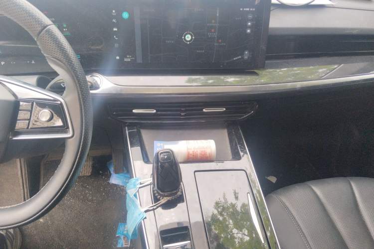 Used Roewe RX5 MAX 2022 1.5T Automatic Youwei Luxury Edition Audio And AC Panel