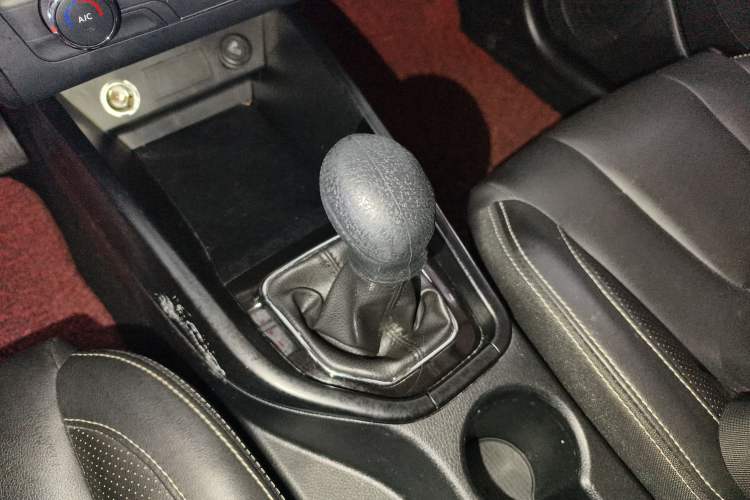 Used Dongfeng Fengon 580 2017 1.8L Manual Comfort Model