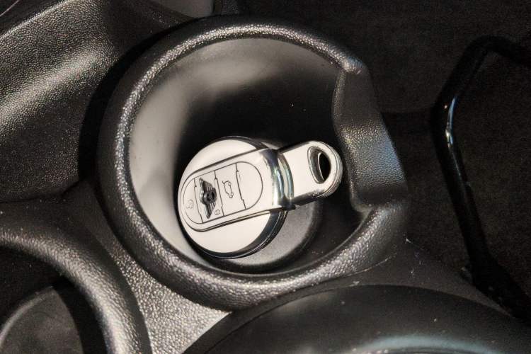 Used MINI 2016 1.2T ONE Pioneer Edition Five-Door Version
