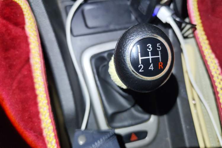 Used BAIC Senova D50 2014 1.5L manual standard version