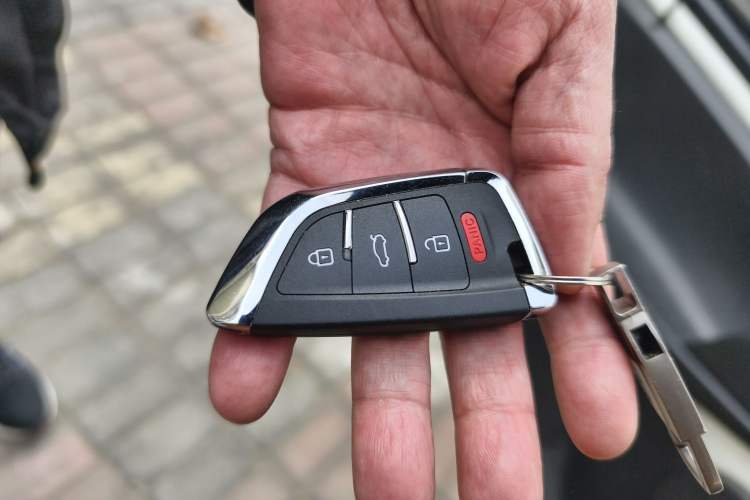 Used BYD F0 2013 1.0L AMT Joyful Cool Model
