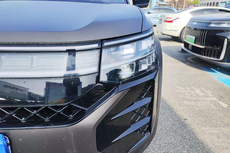 Used Volkswagen Teramont 2025 Tiguan Pro 450TSI Four-Wheel Drive Summit Edition
