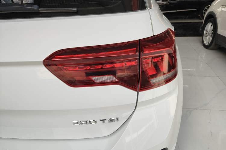 Used Volkswagen T-ROC 2020 280TSI DSG Two-Wheel Drive Advanced Version