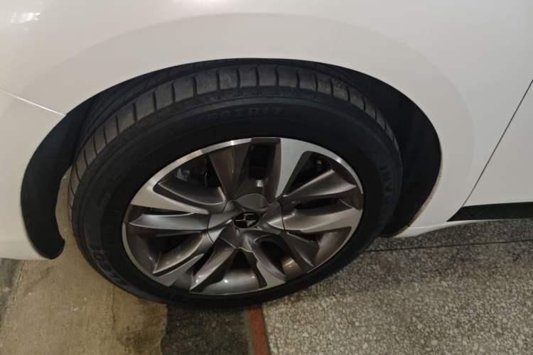 Used DS 5 2014 1.6T Luxury Edition THP200
