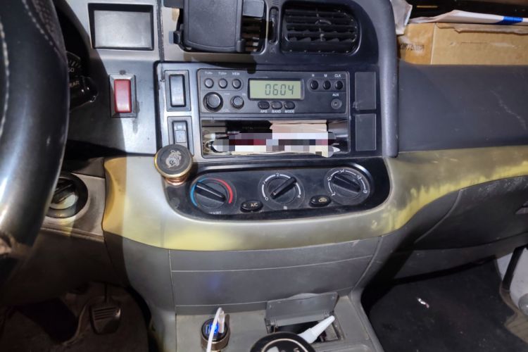 Used Jinbei Hiace 2014 2.0L 5th Generation Kuaiyunwang Business Version 4G21B