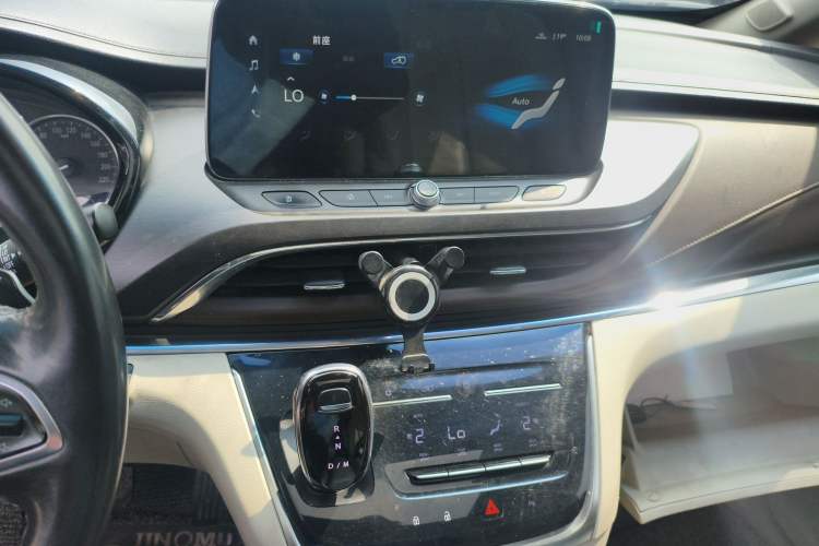 Used Buick GL8 2020 Land Business Class 652T Luxury Model Audio And AC Panel