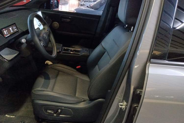 Used Toyota BZ 3X 2025 520 Pro+ LiDAR Edition Left Front Seat