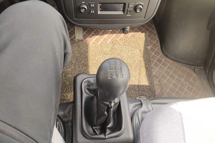 Used Wuling Zhiguang Small Truck 2020 1.2L Double Cab