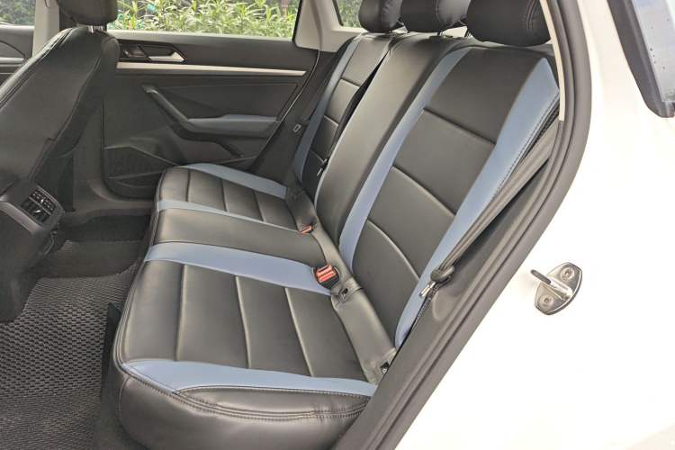 Used Volkswagen Lavida 2023 1.5L Automatic De Yi Edition Left Rear Seat