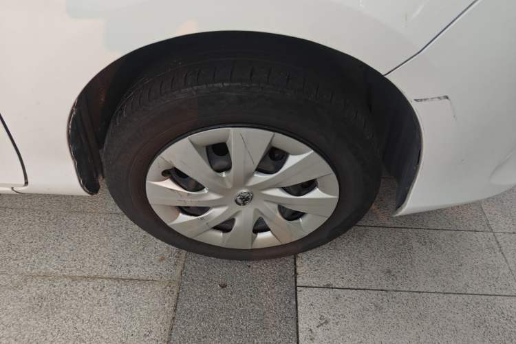 Used Toyota Vios 2017 1.5L CVT Innovation Edition Right Front Wheel Hub