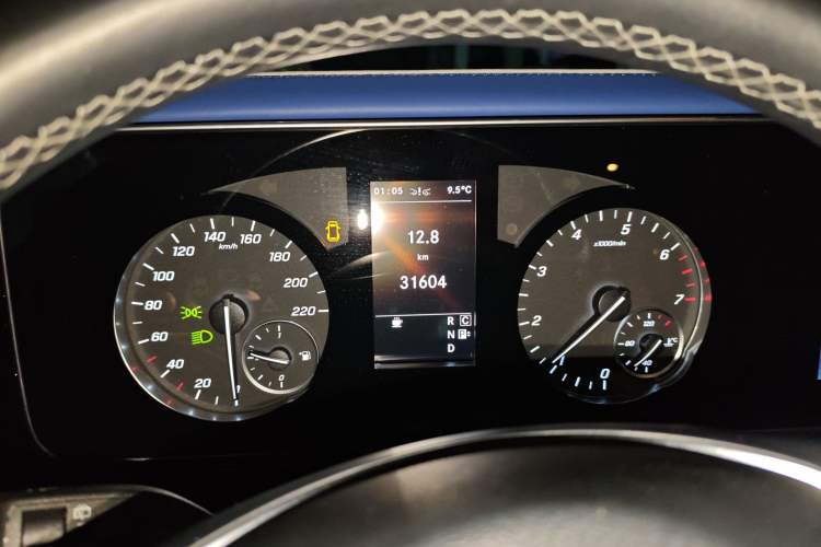 Used Mercedes-Benz Vito 2021 2.0T Business Version 7 Seats