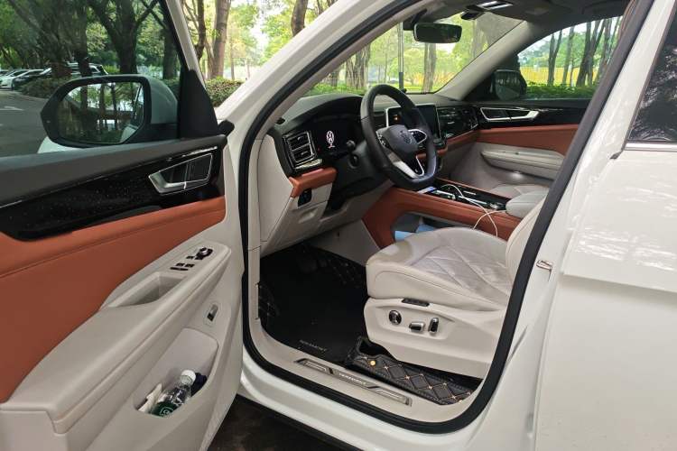 Used Volkswagen Teramont 2021 380TSI Four-Wheel Drive Prestige Flagship Edition Driver Seat